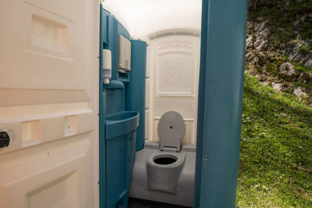 Porta potty rental for outdoor events in Pinehurst, MA