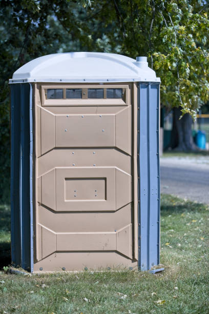 Portable Toilet Options We Offer in Pinehurst, MA